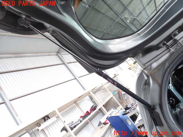 2UPJ-9237841584]ノート NISMO(E12)リアゲートダンパー 中古_2