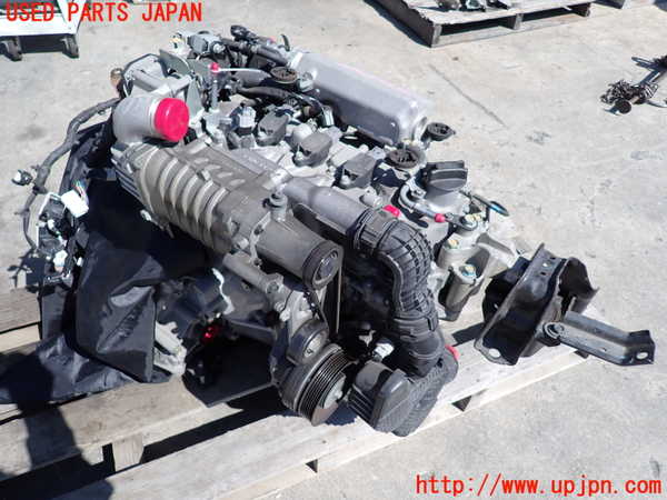 2UPJ-9237842010]ノート NISMO(E12)エンジン HR12DDR 中古_2