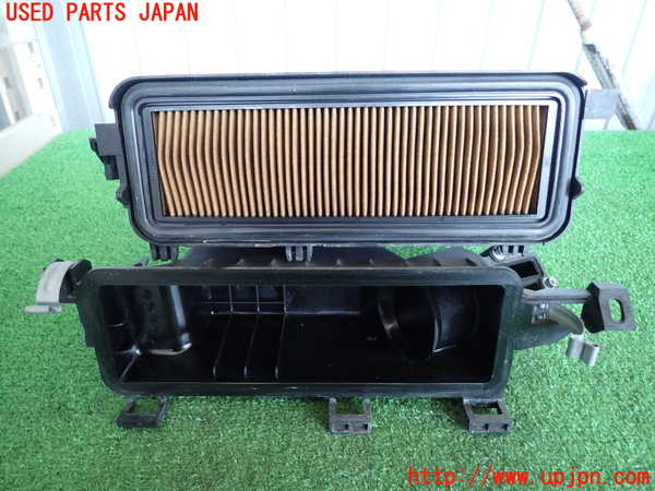 2UPJ-9237842560]ノート NISMO(E12)エアクリーナーボックス 中古_3