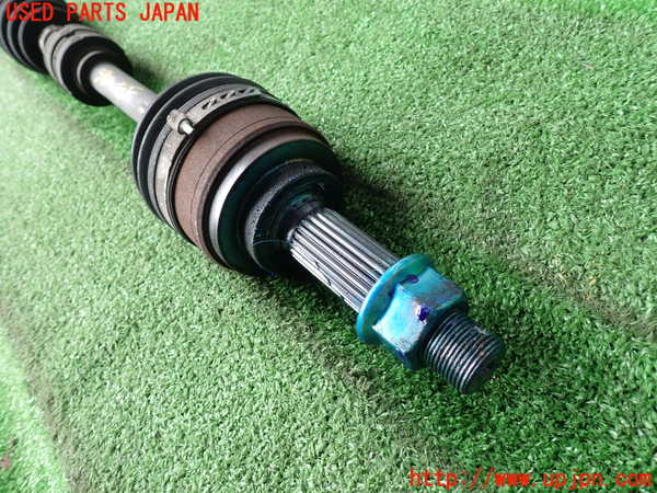 2UPJ-9237844015]ノート NISMO(E12)左フロントドライブシャフト 中古_2