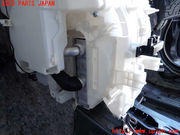 2UPJ-9237846081]ノート NISMO(E12)エバポレーター1 中古_3