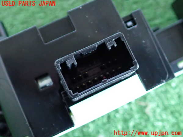 2UPJ-9237846720]ノート NISMO(E12)コンビネーションスイッチ 中古_3