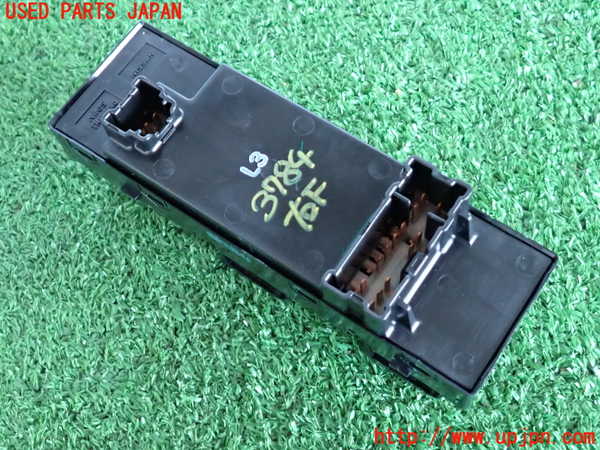 2UPJ-9237846240]ノート NISMO(E12)右前パワーウィンドウスイッチ 中古_2