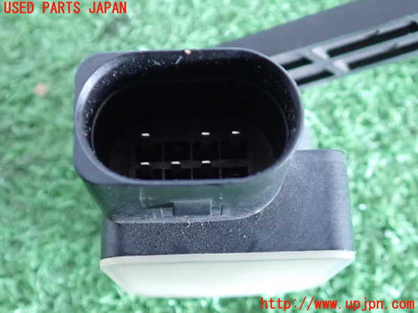 2UPJ-9237846383]ノート NISMO(E12)センサー3 中古_4