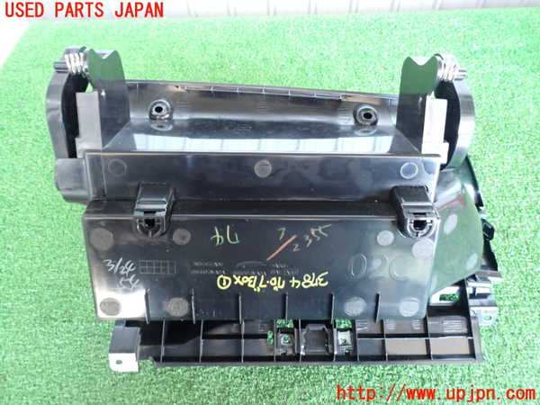 2UPJ-9237847516]ノート NISMO(E12)グローブボックス1 中古_3