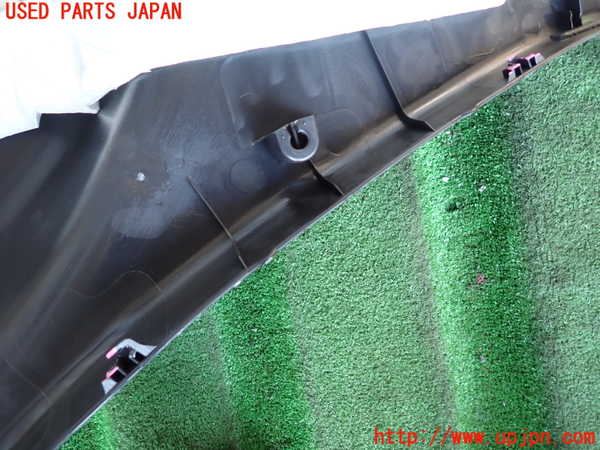 2UPJ-9237847675]ノート NISMO(E12)右リアピラートリム 中古_4