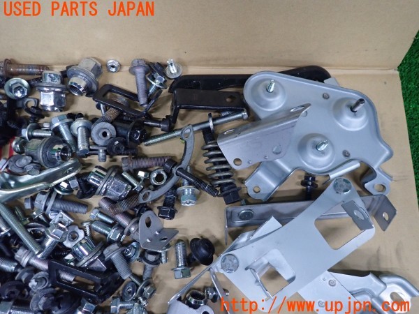 3UPJ=9237850720]レクサス IS250 バージョンL(GSE25)ネジ・ナット・ステー類 セット ジャンク_3
