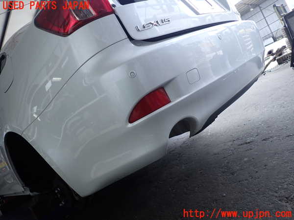 2UPJ-9237851610]レクサス・IS250(GSE25)リアバンパー 中古_3