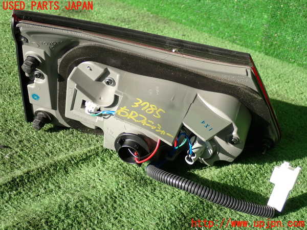 2UPJ-9237851550]レクサス・IS250(GSE25)右リアフィニッシャー 中古_2