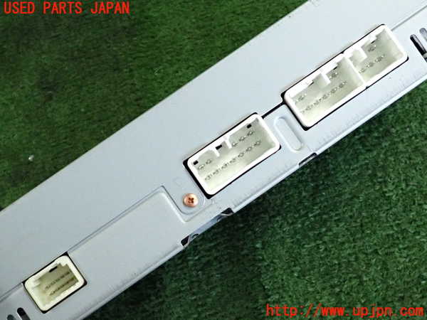 2UPJ-9237856525]レクサス・IS250(GSE25)アンプ 中古_4