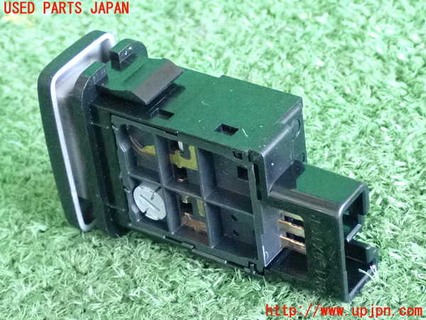 2UPJ-9237856306]レクサス・IS250(GSE25)スイッチ1(サンシェード) 中古_2