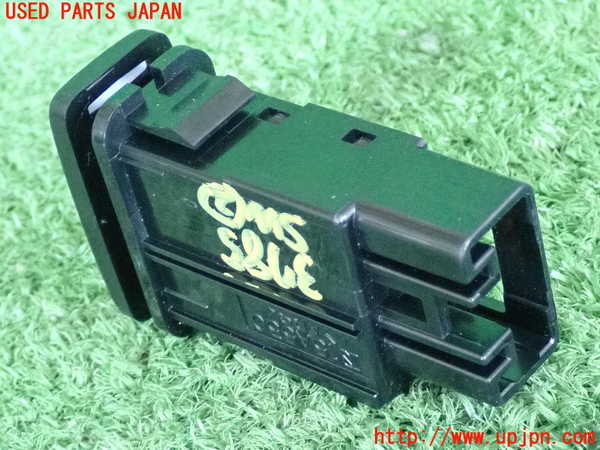 2UPJ-9237856307]レクサス・IS250(GSE25)スイッチ2(横滑り防止OFF) 中古_2