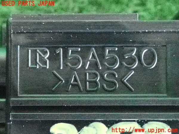 2UPJ-9237856307]レクサス・IS250(GSE25)スイッチ2(横滑り防止OFF) 中古_3