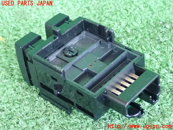 2UPJ-9237856309]レクサス・IS250(GSE25)スイッチ4(給油口 トランク) 中古_2