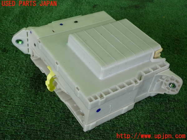 2UPJ-9237856741]レクサス・IS250(GSE25)ヒューズボックス1(室内運転席側) 中古_2