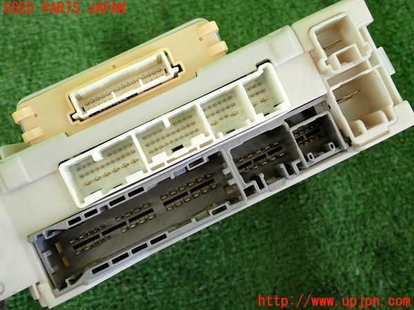 2UPJ-9237856741]レクサス・IS250(GSE25)ヒューズボックス1(室内運転席側) 中古_4