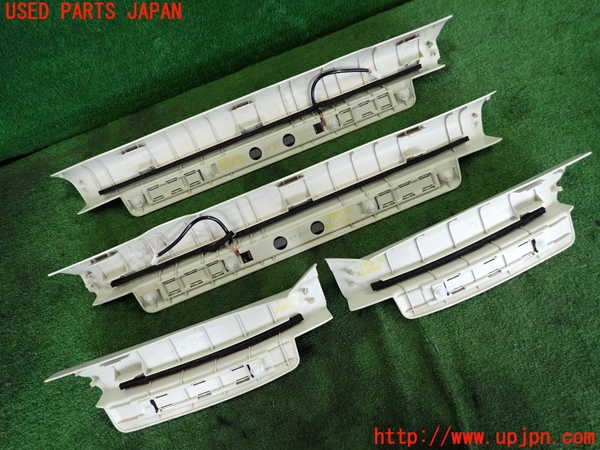 2UPJ-9237857740]レクサス・IS250(GSE25)スカッフプレート 中古_2