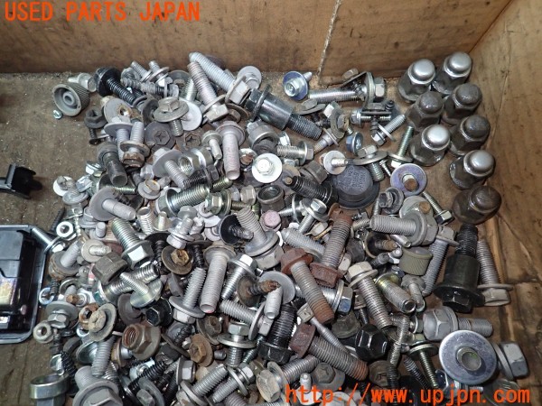 3UPJ=9237860720]レクサス IS250(GSE20)ネジ・ナット・ステー類 セット ジャンク_4