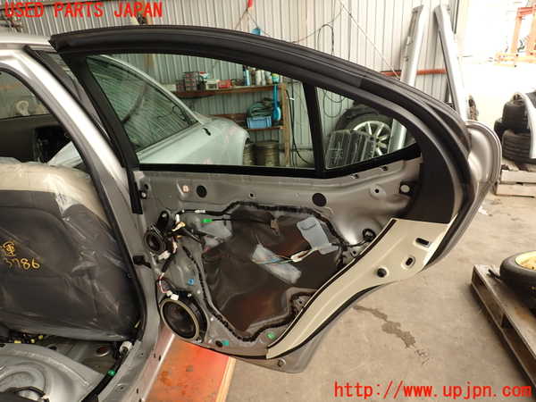 2UPJ-9237861290]レクサス・IS250(GSE20)右後ドア 中古 NSG M31S8 43R-005844_4