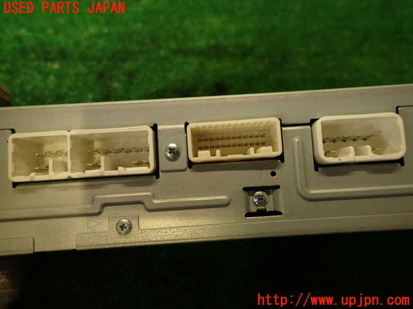 2UPJ-9237866525]レクサス・IS250(GSE20)アンプ 中古_3