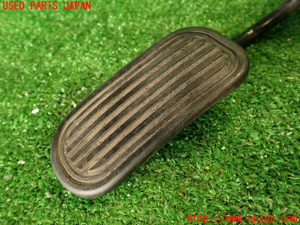 2UPJ-9237866383]レクサス・IS250(GSE20)センサー3(アクセルペダル) 中古_2