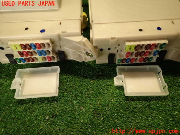2UPJ-9237866743]レクサス・IS250(GSE20)ヒューズボックス3(室内) 中古_4