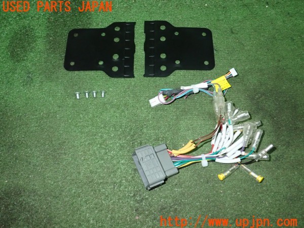 3UPJ=9237870512]ストリーム(RN8)中期 社外 ナビ オーディオハーネス ブラケット 付き 中古_2
