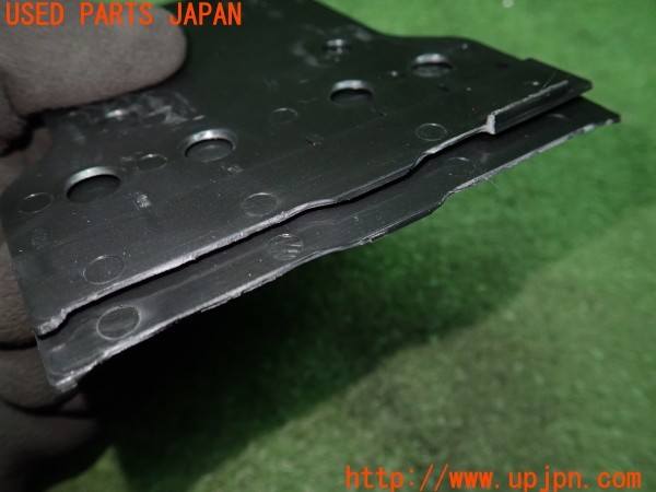 3UPJ=9237870512]ストリーム(RN8)中期 社外 ナビ オーディオハーネス ブラケット 付き 中古_5