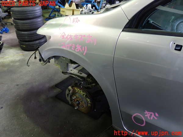 1UPJ-9237871082]ストリーム(RN8)左前フェンダー 中古_3