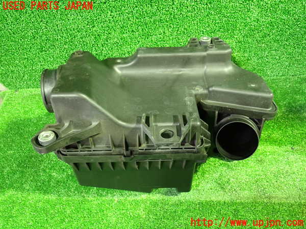 1UPJ-9237872560]ストリーム(RN8)エアクリーナーボックス 中古_2