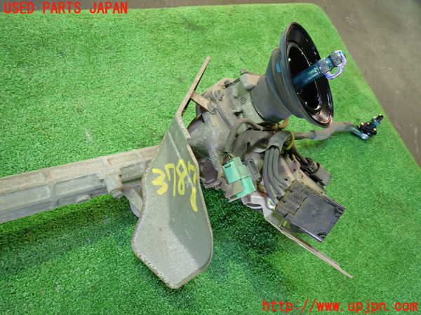 1UPJ-9237874235]ストリーム(RN8)パワステギアボックス 中古_3
