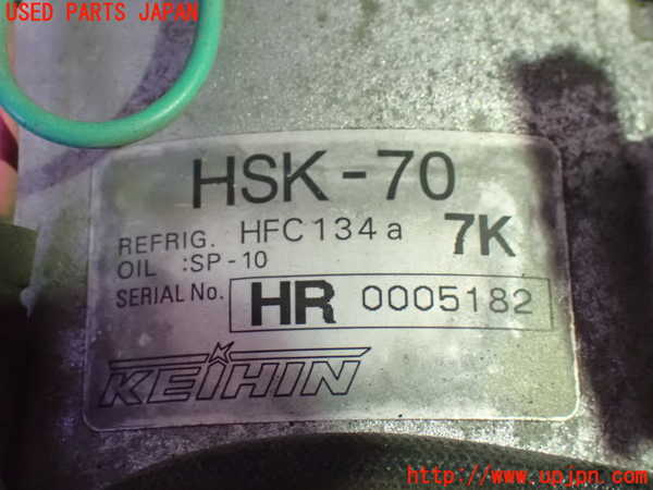 1UPJ-9237876025]ストリーム(RN8)エアコンコンプレッサー 中古_3