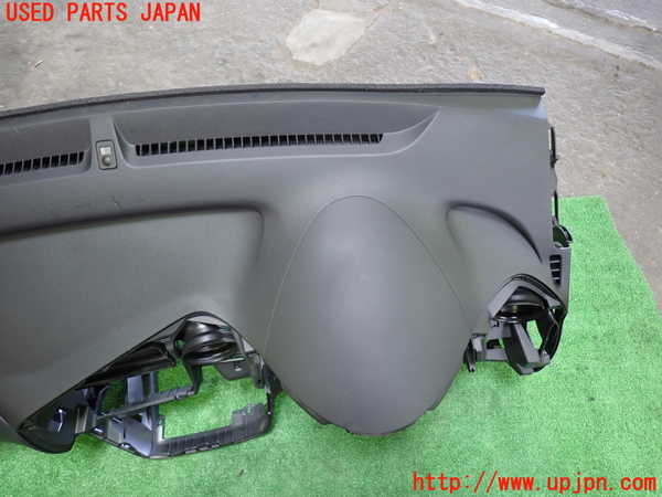 1UPJ-9237877505]ストリーム(RN8)ダッシュボード 中古_2