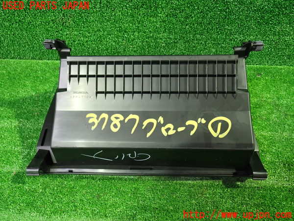 1UPJ-9237877516]ストリーム(RN8)グローブボックス1 中古_3