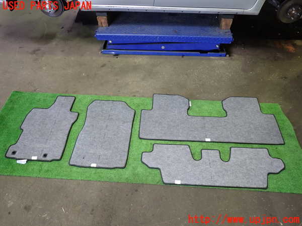 1UPJ-9237877800]ストリーム(RN8)フロアマット 中古_2