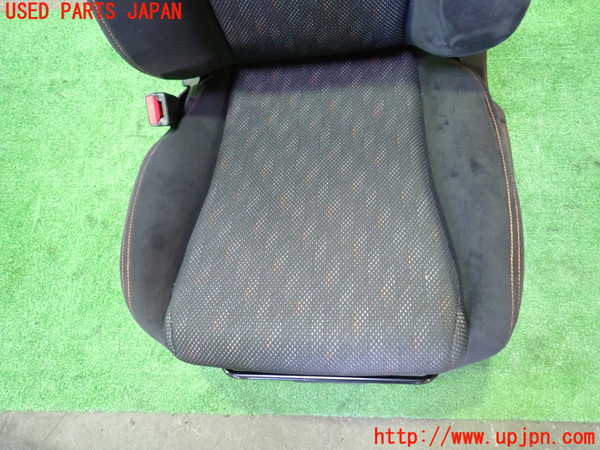 1UPJ-9237877065]ストリーム(RN8)助手席シート 中古_3