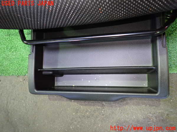 1UPJ-9237877065]ストリーム(RN8)助手席シート 中古_4