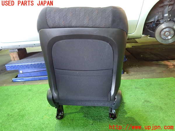 1UPJ-9237877065]ストリーム(RN8)助手席シート 中古_5
