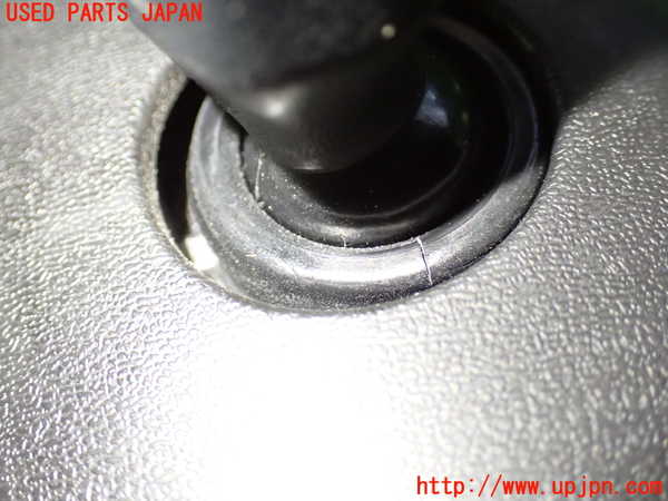 1UPJ-9237877615]ストリーム(RN8)ルームミラー 中古_3