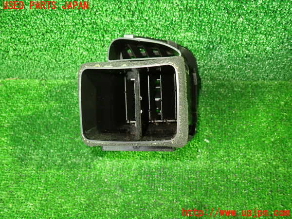 1UPJ-9237877527]ストリーム(RN8)エアコン吹き出し口2 (左) 中古_2