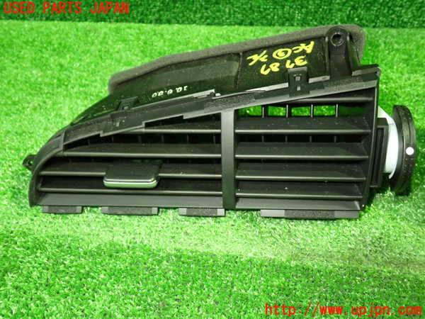 1UPJ-9237877528]ストリーム(RN8)エアコン吹き出し口3 (真中) 中古_2