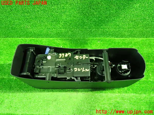 1UPJ-9237877540]ストリーム(RN8)センターコンソール 中古_4