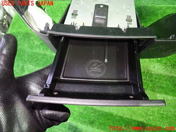 1UPJ-9237877549]ストリーム(RN8)コンソール 中古_3