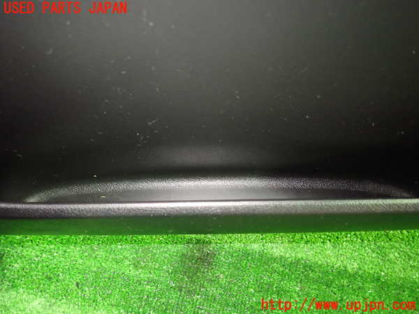 1UPJ-9237871264]ストリーム(RN8)左前ドア内張り 中古_3