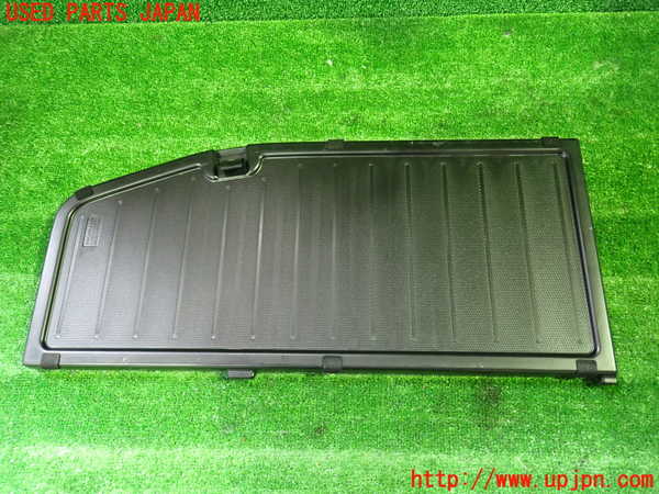 1UPJ-9237877771]ストリーム(RN8)ラゲッジトレイ1 中古_2