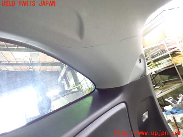 1UPJ-9237877675]ストリーム(RN8)右リアピラートリム 中古_3