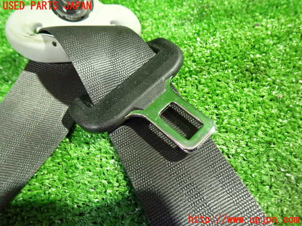 1UPJ-9237877045]ストリーム(RN8)運転席シートベルト 中古_2