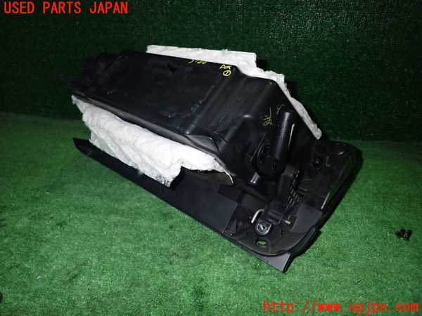 1UPJ-9237887516]BMW ミニ(MINI)ジョンクーパーワークス F56(JCW)(XMJCW)グローブボックス1 中古_3