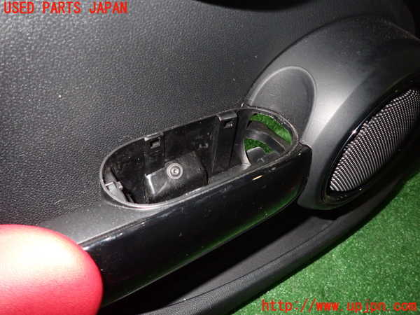 1UPJ-9237881264]BMW ミニ(MINI)ジョンクーパーワークス F56(JCW)(XMJCW)左ドア内張り 中古_4