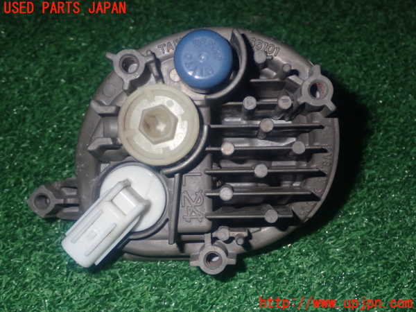 1UPJ-9237891182]CX-3(DK5AW)左フォグ 中古_3